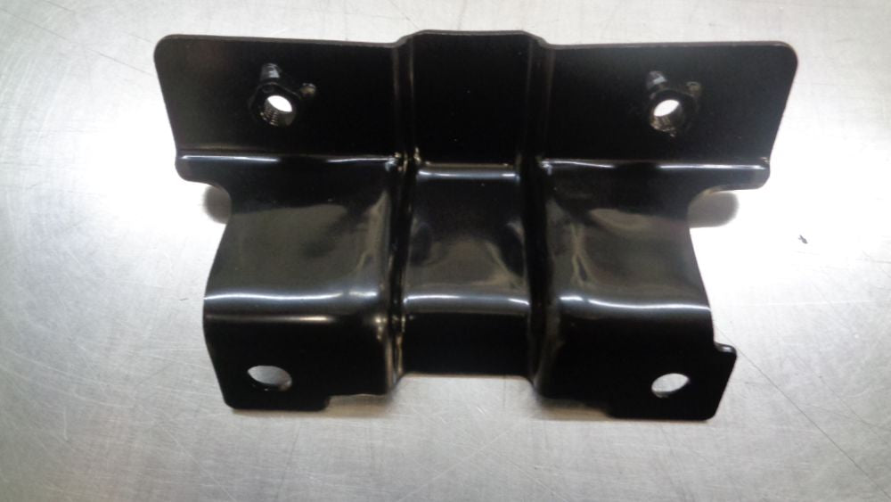Nissan X-Trail Genuine Oil Cooler Bracket New Part