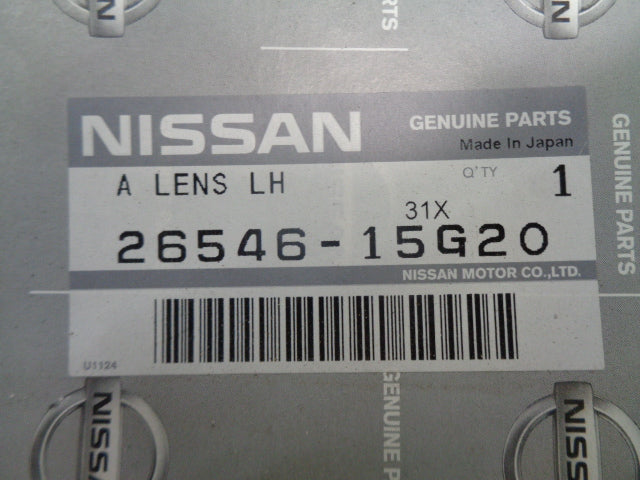 Nissan D21 Navara Tray Back Genuine LH Reverse Light Lense New Part