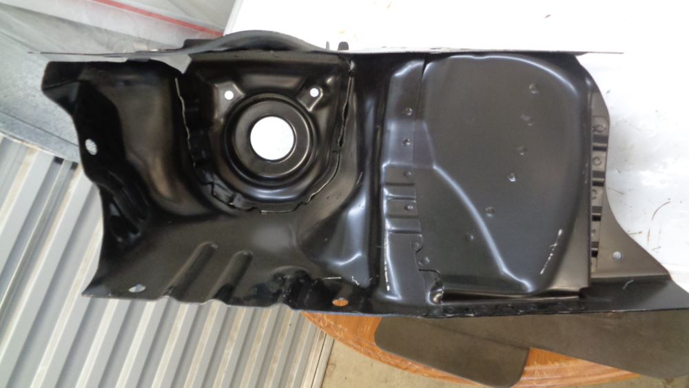 Holden Trax Genuine  wheelhouse panel assy new Part