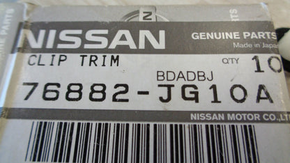 Nissan Juke Genuine Wheel Moulding Clip New Part