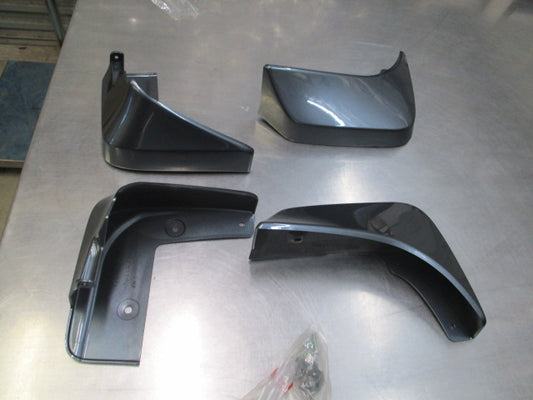 Suzuki Vitara Genuine Front And Rear Mud Flap Set New Part