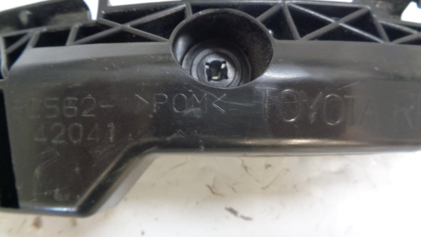 Toyota RAV4 Genuine Right Hand Side Rear Bumper Bracket New Part