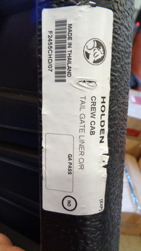 Holden RG Colorado Genuine Tailgate Liner Over Rail Suits Crew Cabs New Part