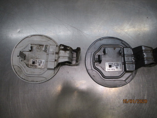 Holden RG Colorado Genuine Tub Fuel Flap VGC Used Part