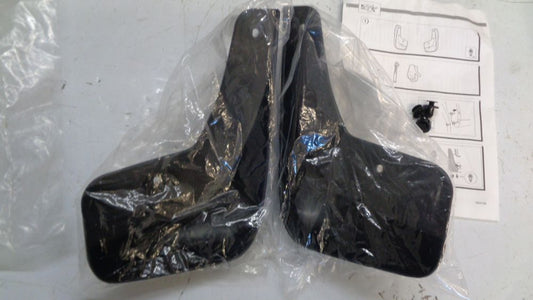 Holden Captiva 7 Genuine Front Mud Spat Set New Part