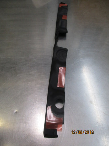 Isuzu D-Max Genuine Finisher Kit Fender New Part