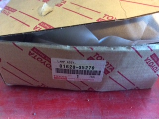 Toyota Hilux LN86R Genuine Left Hand Park Light Indicator New Part