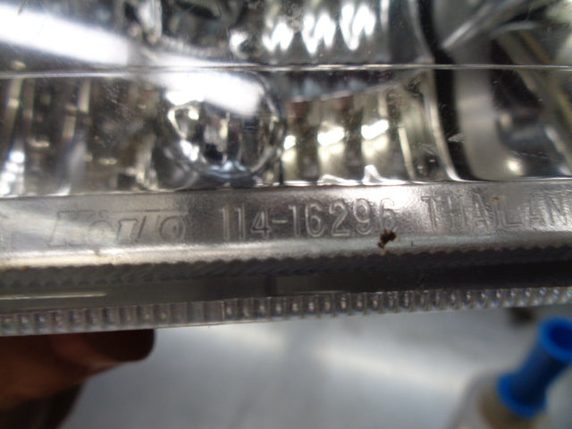 Isuzu D-Max Genuine Right Hand Front Fog Light VGC Used Part