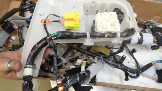 Holden VE Commodore Genuine Body Wiring Harness New Part