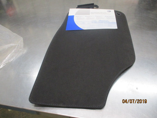 VW Polo Genuine Front Carpet Mat Set New Part