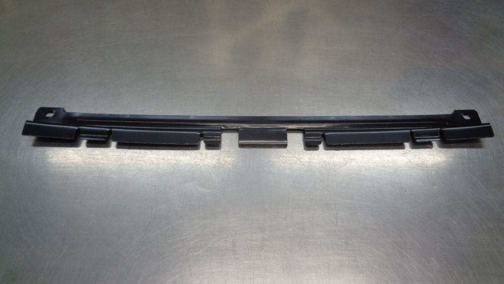 Isuzu D-Max Genuine Front Upper Bumper Retainer Bracket New Part
