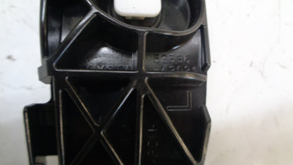 Toyota RAV4 Genuine Front Right Hand Side Bumper Retainer New Part