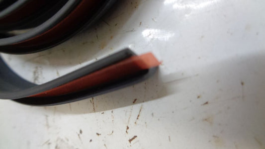 Mitsubishi Triton Genuine flare body seal rubber new part
