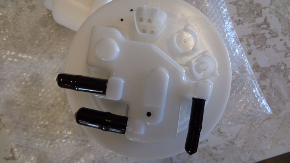 Toyota Prius Genuine Fuel Suction Plate Sub-Assy New Part