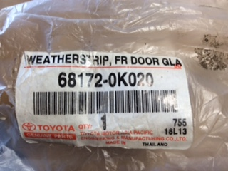 Toyota Hilux Genuine weatherstrip front inner passenger side new part