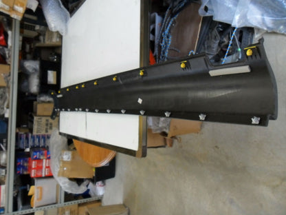 Hyundai Sante Fe Genuine Right Sill Moulding New Part