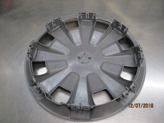 Nissan Tiida C11 Genuine Hub Cap New Part