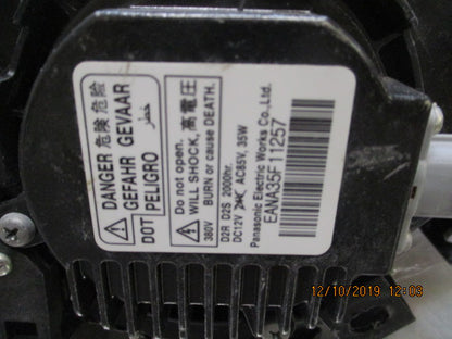 Nissan Murano Genuine Right Hand Headlight Xeron Reconditioned VGC
