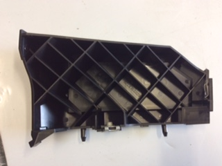 Nissan Navara D40 Thai Genuine front right bumper bracket new part