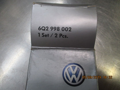 VW Polo MKV Genuine Set Of Front Wiper Blades New Part