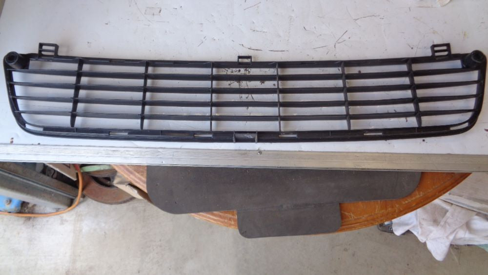 Toyota Hilux Genuine No1 Lower Grille Radiator USED Part VGC