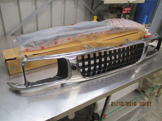 Tong Yang Front Grille Black/Chrome Suits Holden TF Rodeo New Part