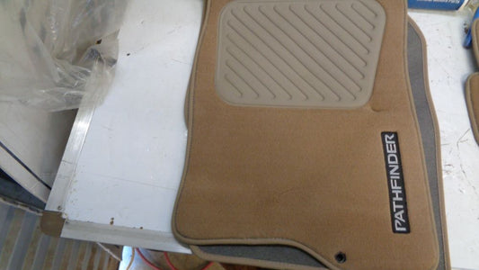 Nissan Pathfinder R51 Genuine Carpet Mat Set New Part