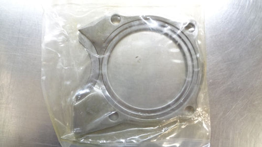 Mitsubishi Triton Genuine Manual Transmission Rear Bearing Retainer New Part