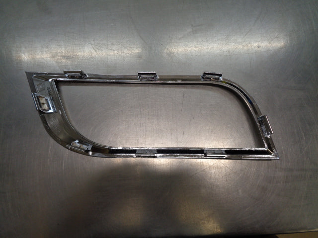 Holden Trail Blazer Genuine LHF Fog Light  Bezel New Part
