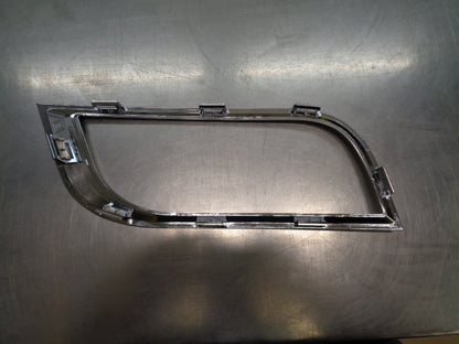 Holden Trail Blazer Genuine LHF Fog Light  Bezel New Part