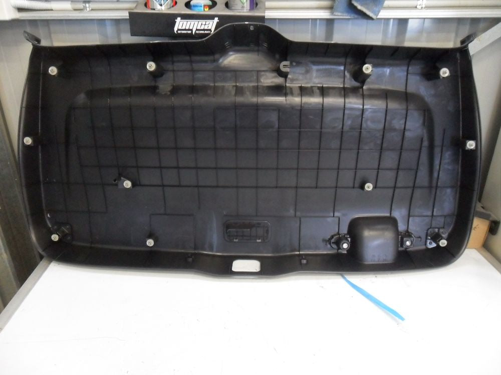 Honda CR-V Genuine Tail Gate Trim New Part