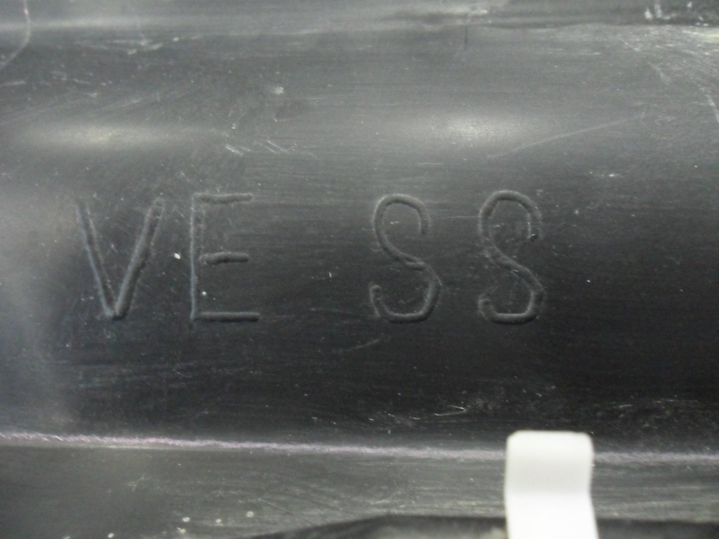 Holden VE SS/SSV Commodore Genuine Drivers Side Skirt Used Part