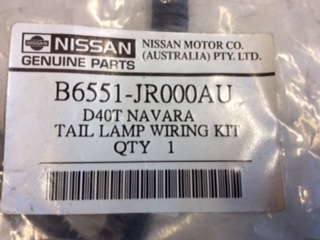 Nissan Navara D40T Genuine tail lamp wiring kit new part