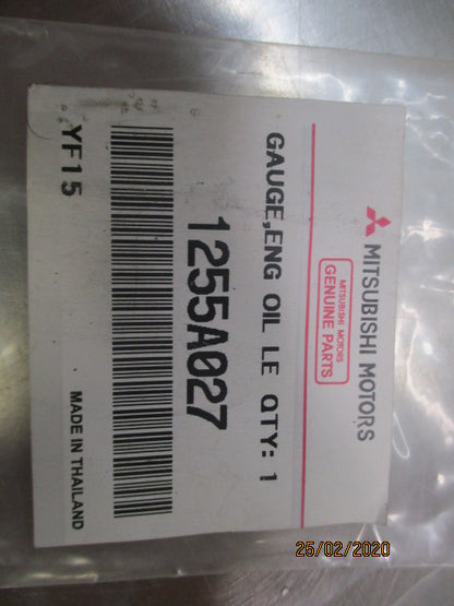 Mitsubishi Triton MR Genuine Engine Oil Dip Stick New Part
