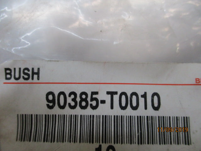 Toyota Hilux Genuine Rear Lower Left Spring Bush New Part