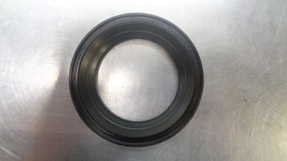 Nissan Patrol Genuine Rear Axle Oil seal New Part