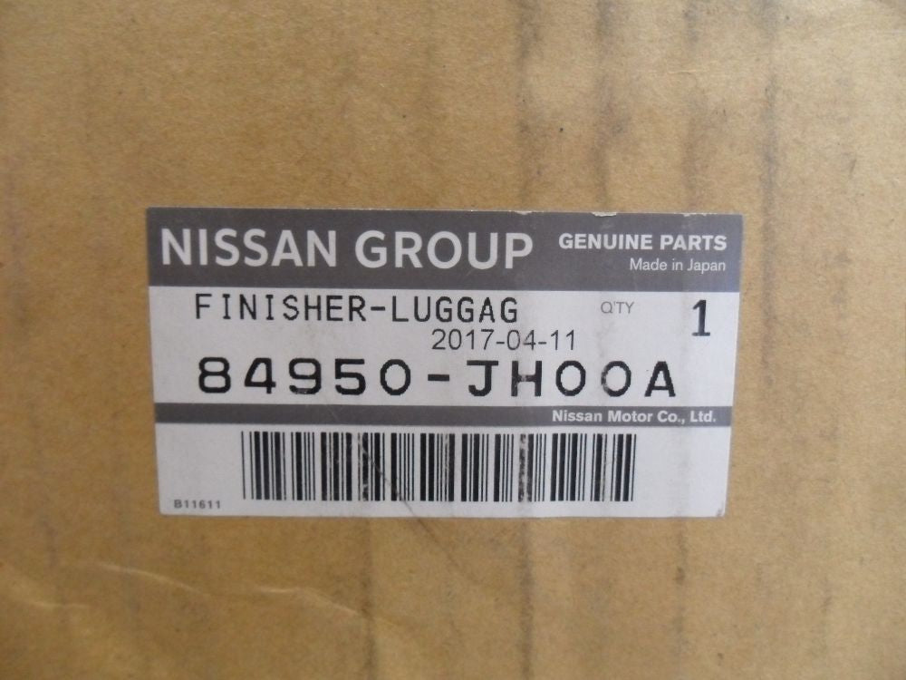 Nissan X-Trail T31 Genuine Boot Right Hand Quarter Trim New Part