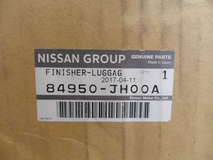 Nissan X-Trail T31 Genuine Boot Right Hand Quarter Trim New Part