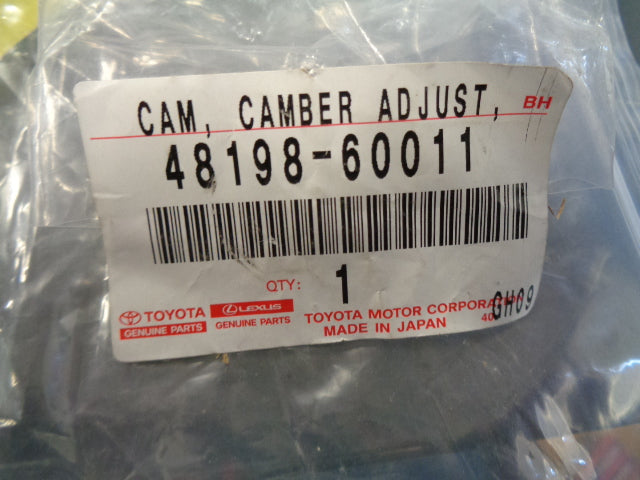 Toyota FJ Cruiser Genuine Camber Adjust Plat New Part