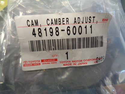 Toyota FJ Cruiser Genuine Camber Adjust Plat New Part