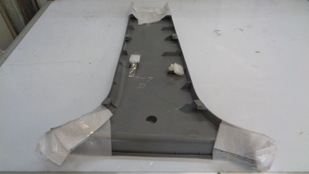 Toyota Hilux Dual Cab Genuine Centre Pillar Lower Garnish New Part