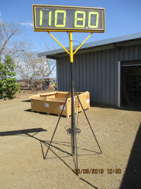 Portable  Spectator Timing Display Will Suit All Car Events Used VGC