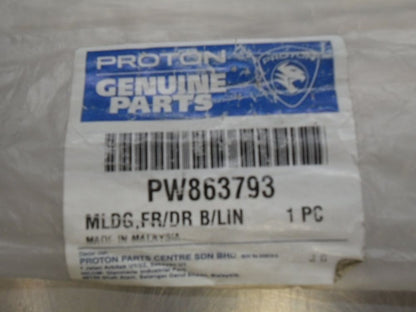 Proton Savvy Genuine Front Left Hand Outer Door Glass Weatherstrip New Part
