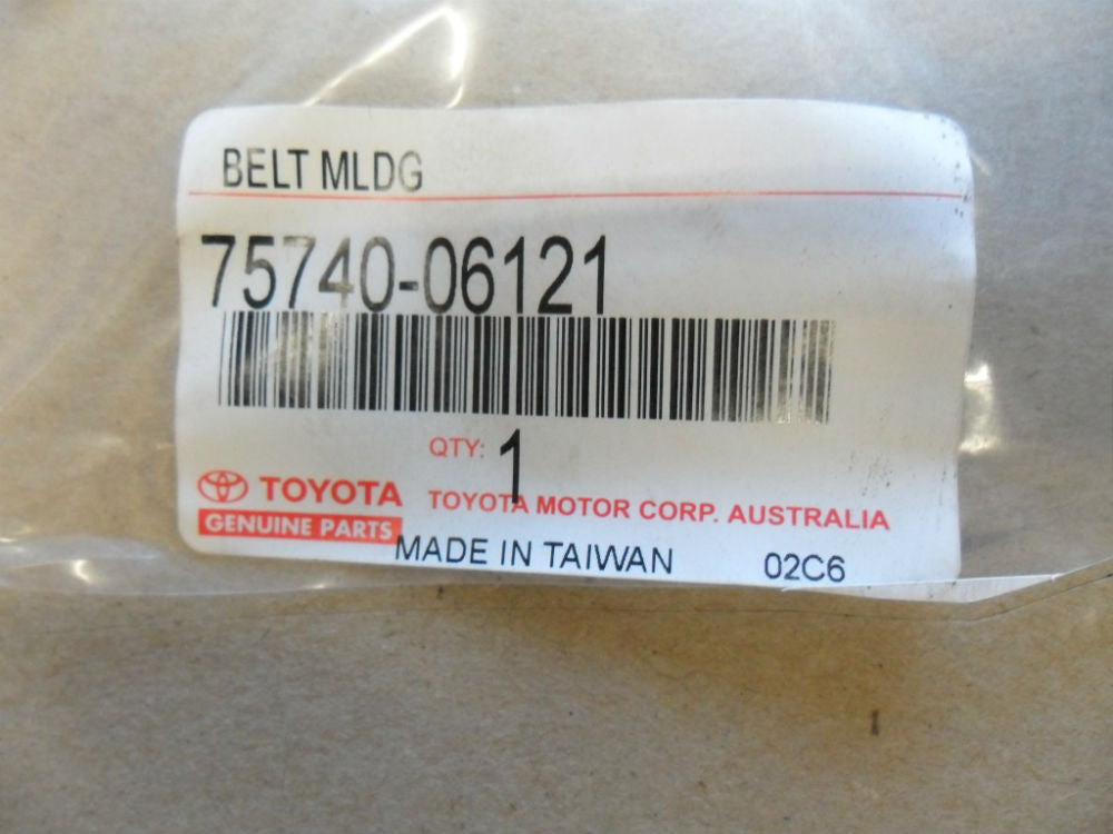 Toyota Camry Genuine Left Hand Rear Belt Mould New Part