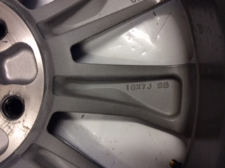 Subaru Outback Genuine 18x7 new alloy rims off new car set 4