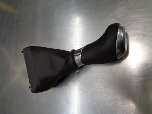 Holden VF SS Commodore Genuine Auto Gear Shift Knob New Part