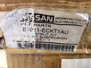 Nissan Navara D40M Genuine front spring pair new part