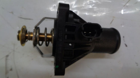 Holden Astra Genuine Thermostat And Housing Assy New Part