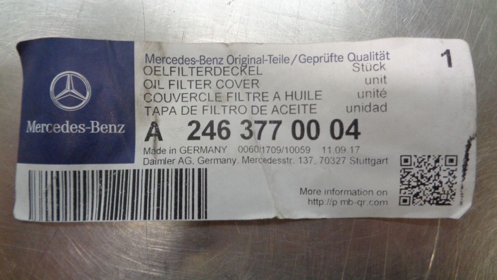 Mercedes Benz C-Class Genuine Oil Filter Housing New Part