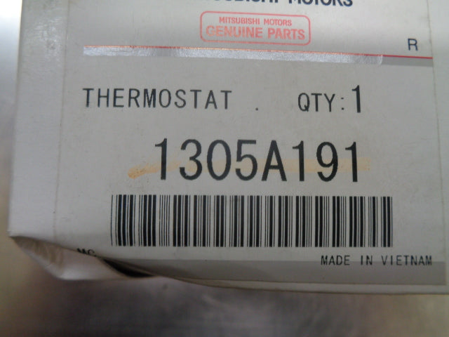 Mitsubishi Pajero Genuine Thermostat New Part